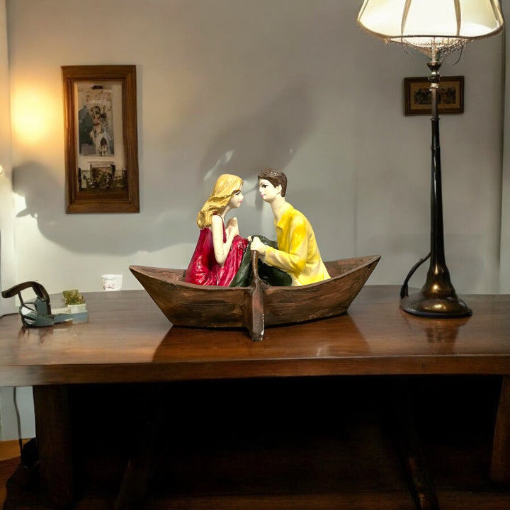 Cute Love Couple In Boat Showpiece Best Gift For Friends H-11 cm