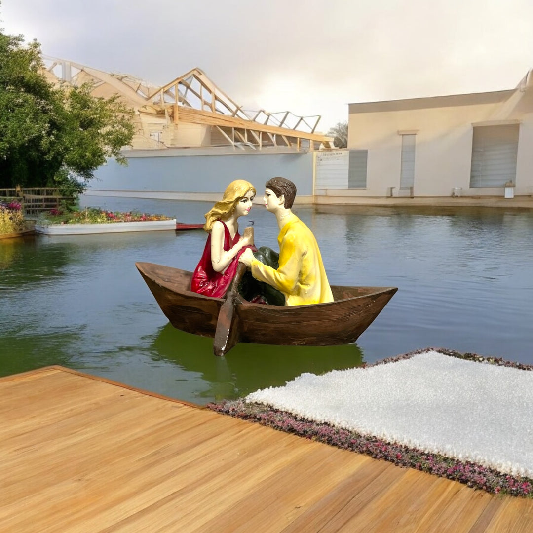 Cute Love Couple In Boat Showpiece Best Gift For Friends H-11 cm